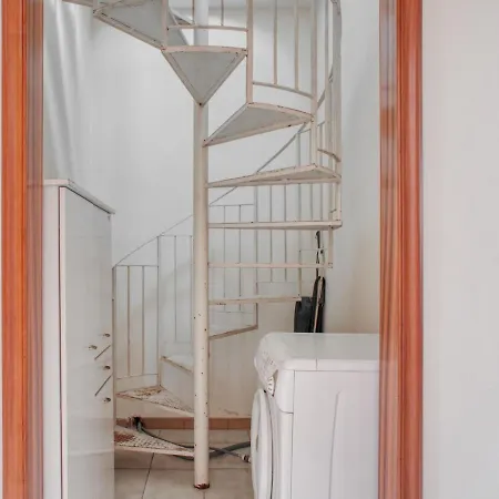 Vila Simplistic In Near Seabeach *